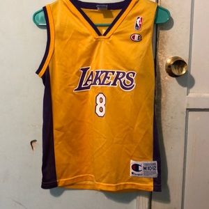 Youth Lakers jersey size M(10-12)